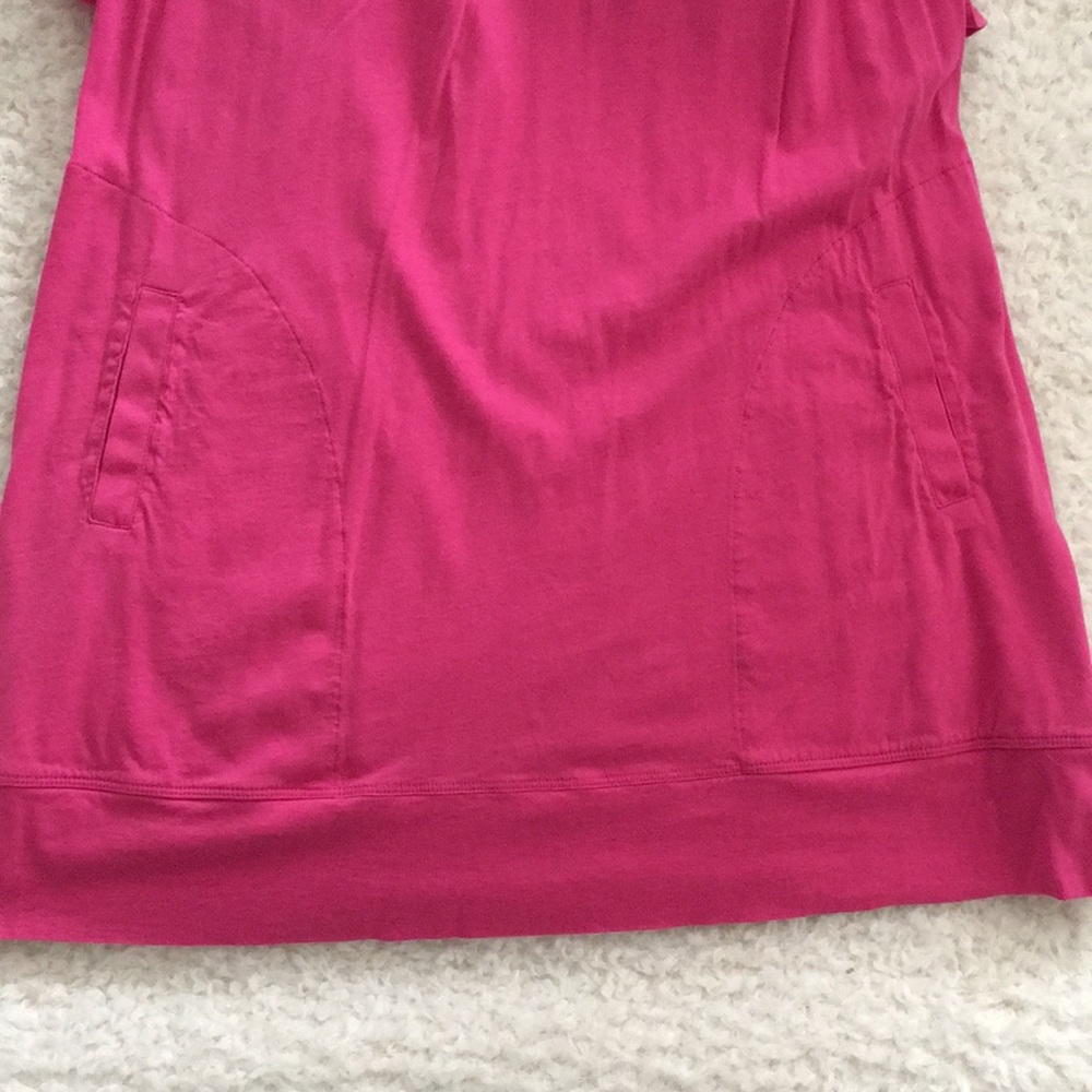 Lacoste dress - Picture 6 of 7